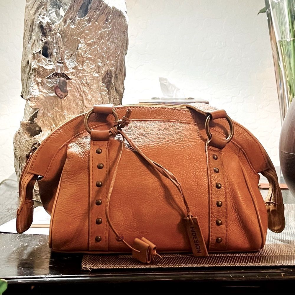 Hidesign 70s boho vintage inspired O Rings Studs dual straps tan Emerson